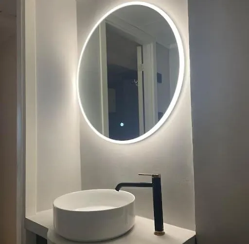 Cosy 600m From Centrum! *